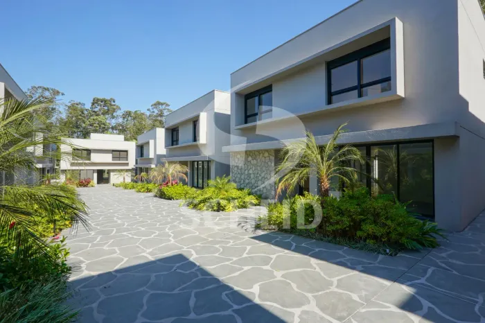 Casa em Condominio fechado na Chacára Santo Antonio!