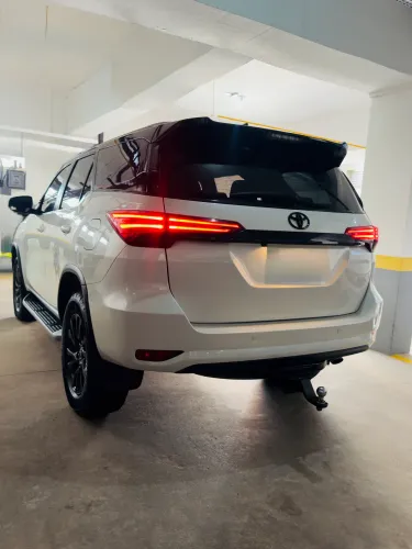 Toyota Hilux SW4 SRX Diamo. 4X4 2.8 TB DIE AUT 2019