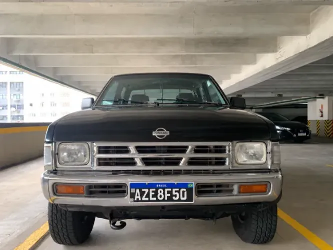 Nissan D-21 Pick-up CD 4x2/4x4 2.7 Diesel 1993
