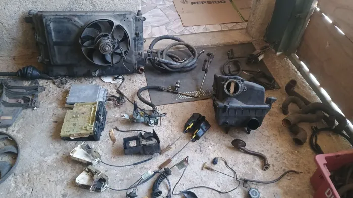 Peças do Escort Zetec 1.8 16 válvulas