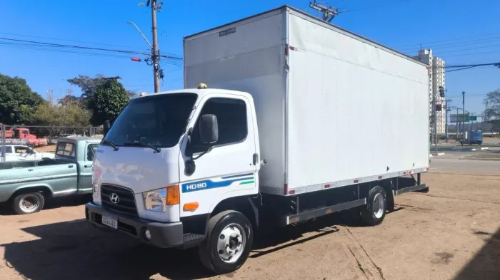 HYUNDAI/HD 80 2022/23