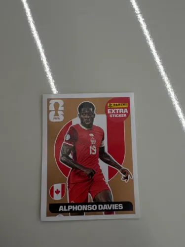 Extra sticker Alphonso Davies