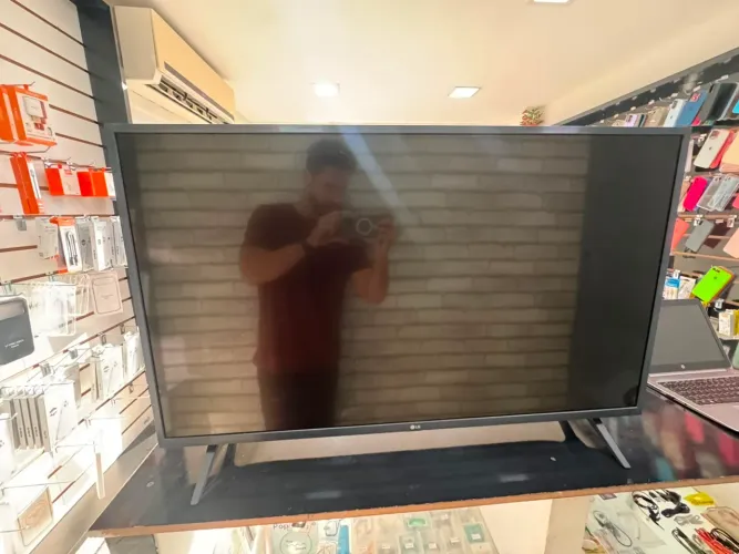 Televisão Tv LG Smart 43 polegadas