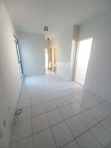 Imóvel para aluguel possui 54 metros quadrados com 3 quartos em Santa Mônica - Uberlândia