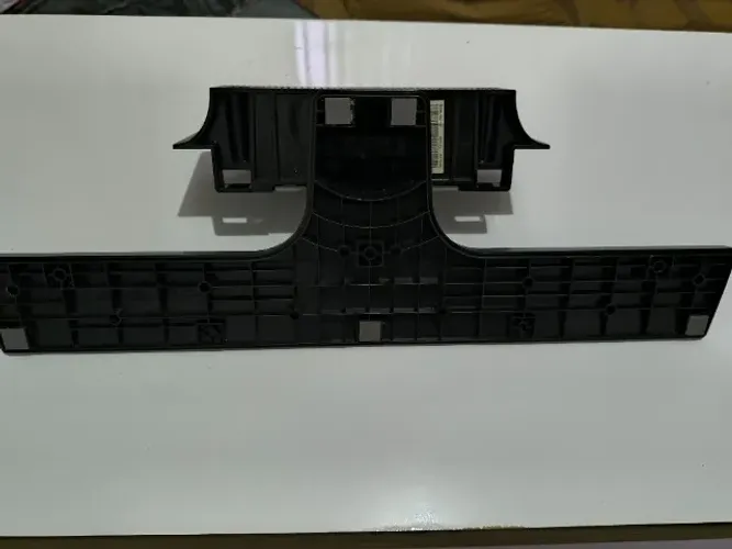 Pe base para TV