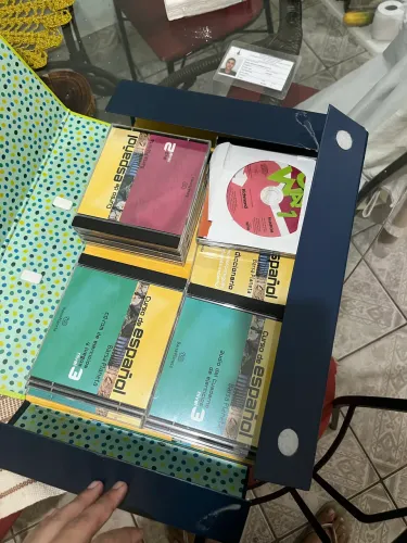 Curso completo de espanhol físico da editora Barsa Planeta