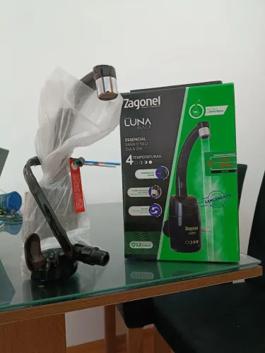 Torneira Elétrica de Parede Zagonel Luna 127v