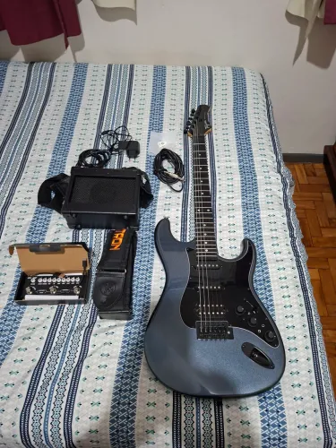 GuitarraTagima Sixmart parcelo no cartão 