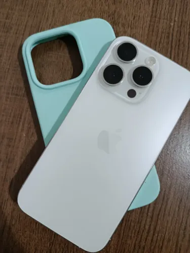 IPhone 15 Pro Branco - 128 GB venda urgente! 