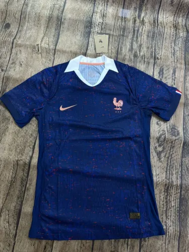 PRA VCS QUE CURTIR BASTANTE CAMISAS DE TIMES AS MAIS AUTÊNTICAS AS 1.1 TAILANDÊSAS ORIGI