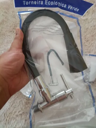 Torneira para cozinha flexível dois tipos de jato