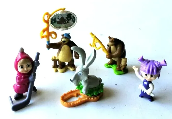 Miniaturas Kinder Ovo - Masha e o Urso (Lote com 5 Peças) - 2016 - Usados