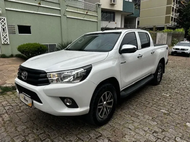 Toyota Hilux CD 4X4 2.8 Diesel Mec. 2020