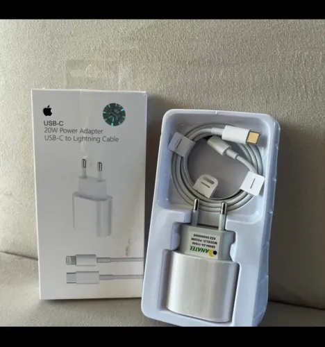 Carregador de iPhone (completo)