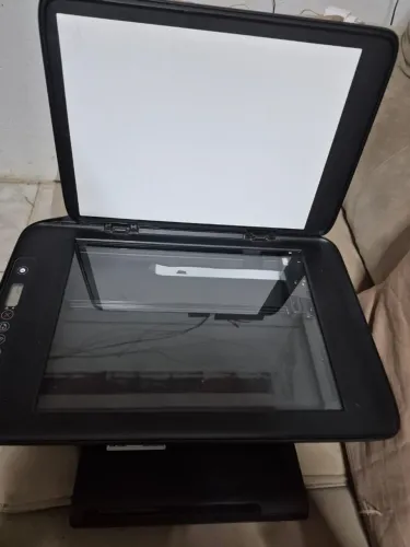 Impressora HP DeskJet 2874, em ótimo estado e funcionando tudo.