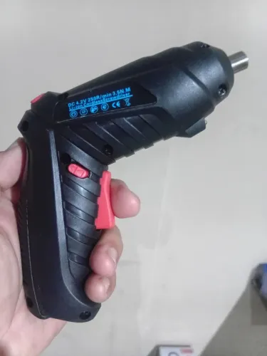PARAFUSADEIRA