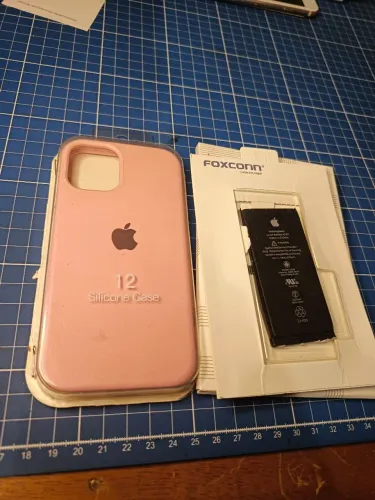 Capa de iPhone 12 mini e bateria