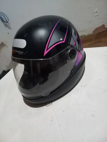 Capacete