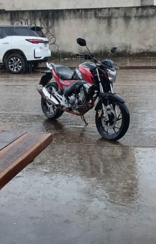 Vendo CB Twister 250 