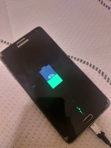 Samsung Galaxy A7 2015 (defeito)