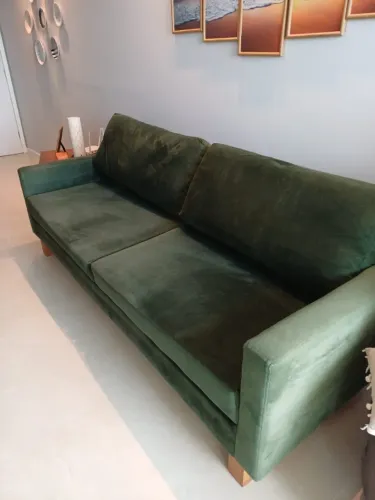 Sofá Verde Semi-Novo com 3 Lugares - Impecável