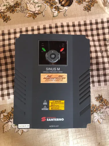Vende-se Inversor de Frequência Santerno Sinus -M 220v 31A 10cv