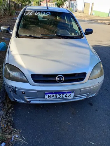 Chevrolet Corsa Hatchback 1.0 MPFI 8V 71cv 5P 2004