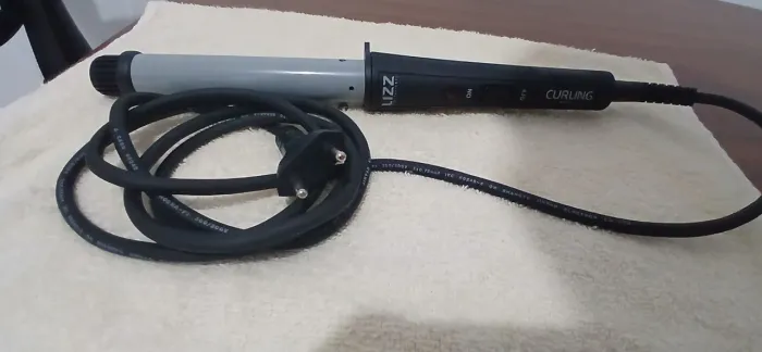 Babyliss 25mm marca Lizz, sem a pinça