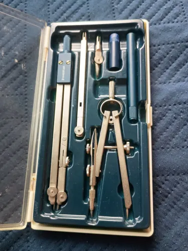 compasso staedtler arco 559