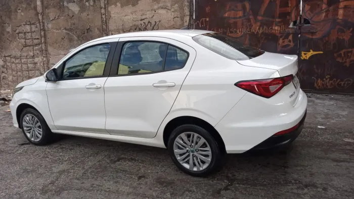 Fiat Cronos Drive 1.0 6V 2024