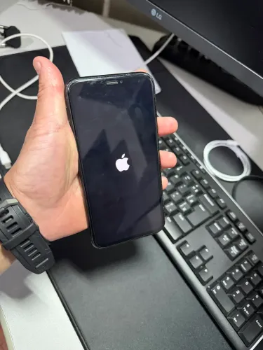 iPhone XR 128GB