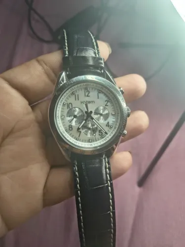Relógio HStern semi novo ..