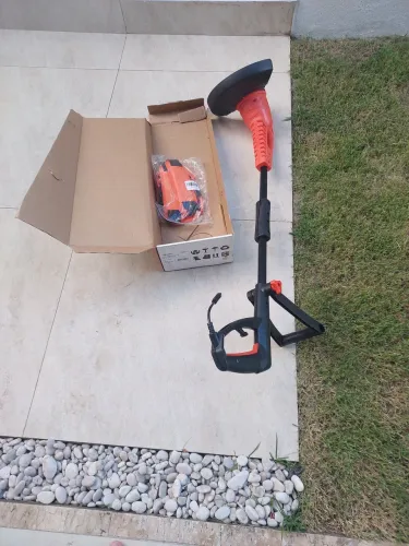 Aparador de Grama Tramontina AP1500T 1500W (Usado apenas uma vez / novo)