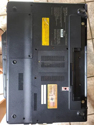 Vendo Notebook Sony Vaio VPCEE23EB 08 gb