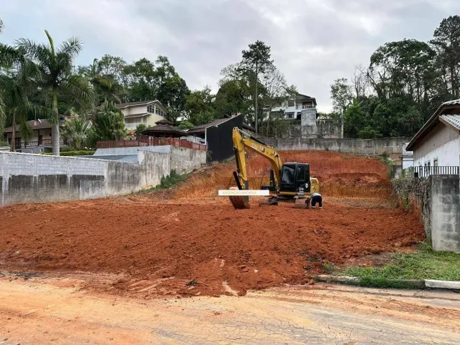 Terreno à venda, 1000 m² por R$ 790.000,00 - Arujázinho I, II e III - Arujá/SP