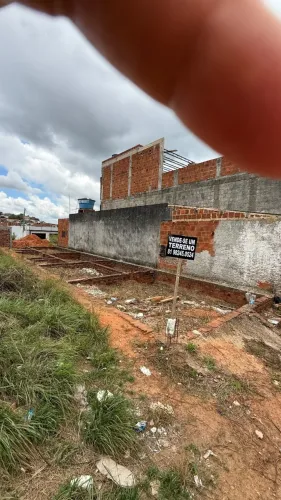 Terreno medindo 4,35 de largura X 18m de comprimento