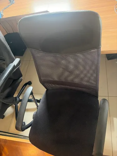 Cadeira de escritório giratória 