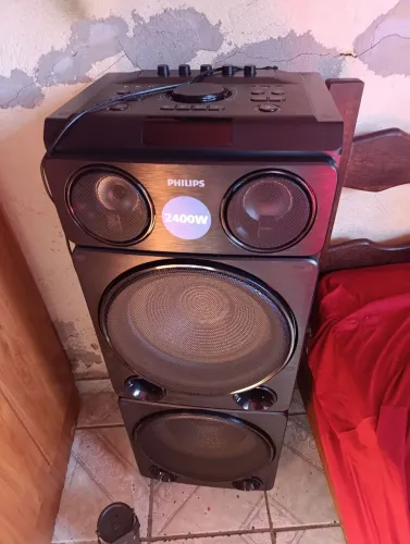 Som philips 2400 watts de potência