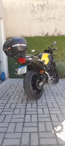 BMW 800R