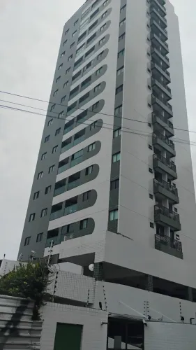 Imóvel para aluguel possui 55 metros quadrados com 2 quartos em Aflitos - Recife - PE
