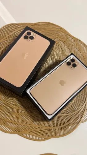 iPhone 11 Pro Max 512gb DOURADO