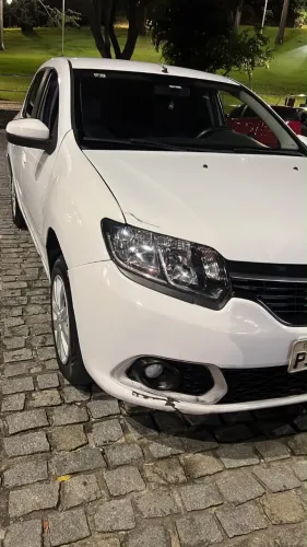 Renault Logan Expression Hi-flex 1.6 8V 4P 2015