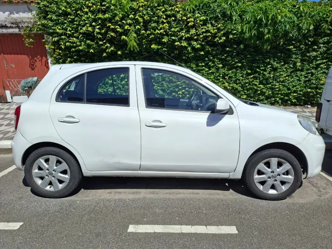 Nissan March S 1.6 16V Flex Fuel 5P 2013