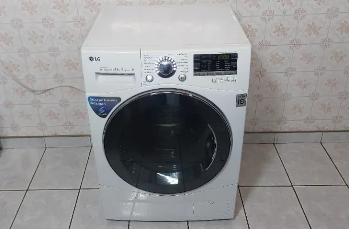Lava e Seca LG 8.5Kg/5Kg Prime Touch Inverter-WD1485ATB - ac. cartão