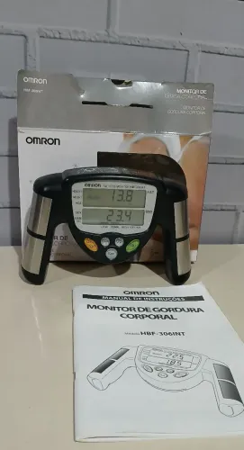 Monitor de Gordura Corporal Omron