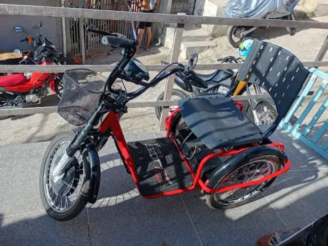 Triciclo Elétrico Duos Fox 800W - Pouco Uso e Super Conservado