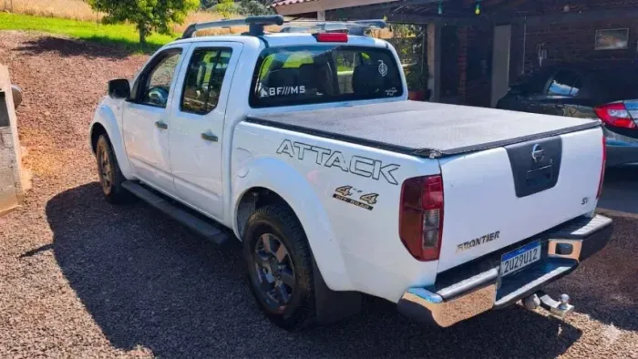 Nissan Frontier SV At.cd 4X4 2.5 TB Diesel Mec. 2014
