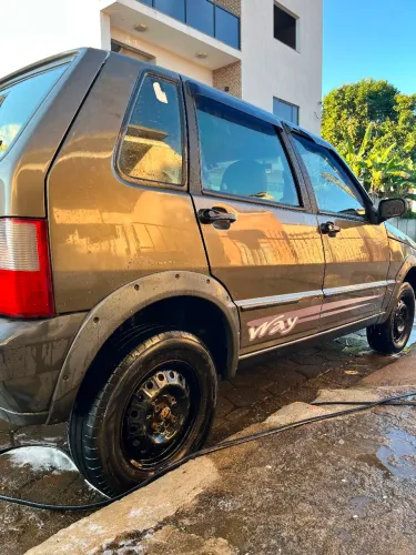 Fiat Uno Mille Celeb. WAY Econ. 1.0 F.flex 4P 2010