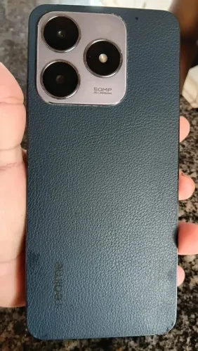 Celular realme c63