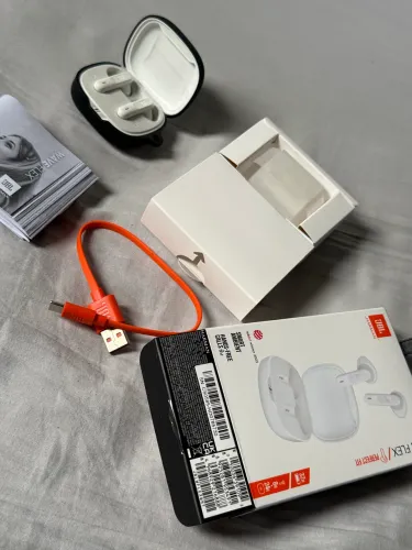 Fone de Ouvido JBL Wave Flex Branco